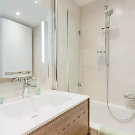 Daire Chalet-apartment Seefeld And Chill Harmony Im Zentrum Mit Netflix For Free Seefeld in Tirol